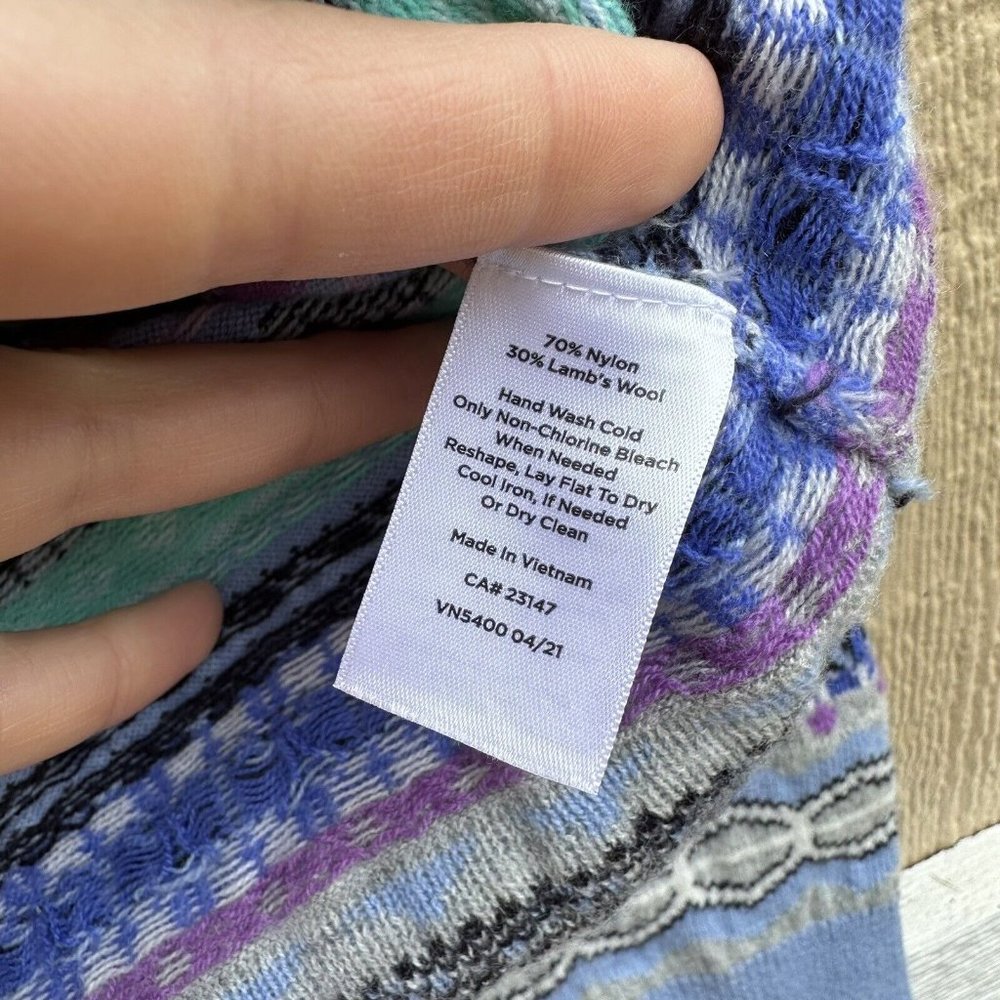 Talbots Nordic Fair Isle Blue Purple Lamb’s Wool Sweater Women’s Size Small - Picture 6 of 6